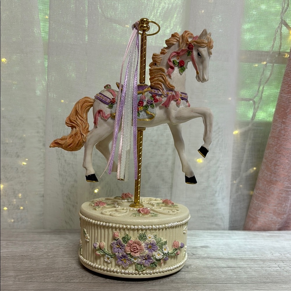 Vintage Carousel Horse Music Box - Picture 1 of 12